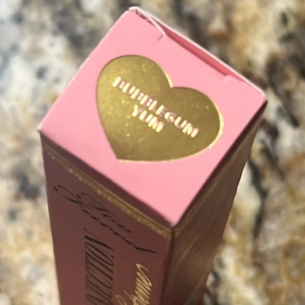 🌙♣️Too Faced Bubblegum Yum Extreme Lip Injection
